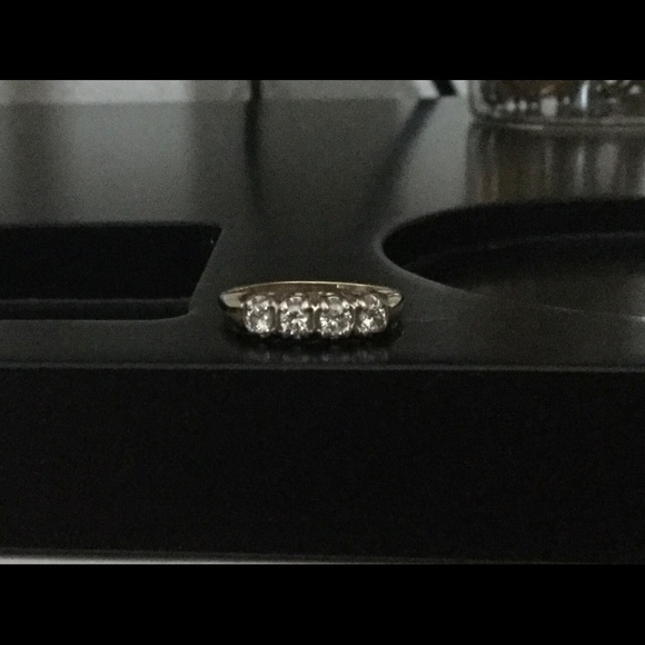 Authentic Diamonds 14k Ring 💍 - Picture 6 of 8